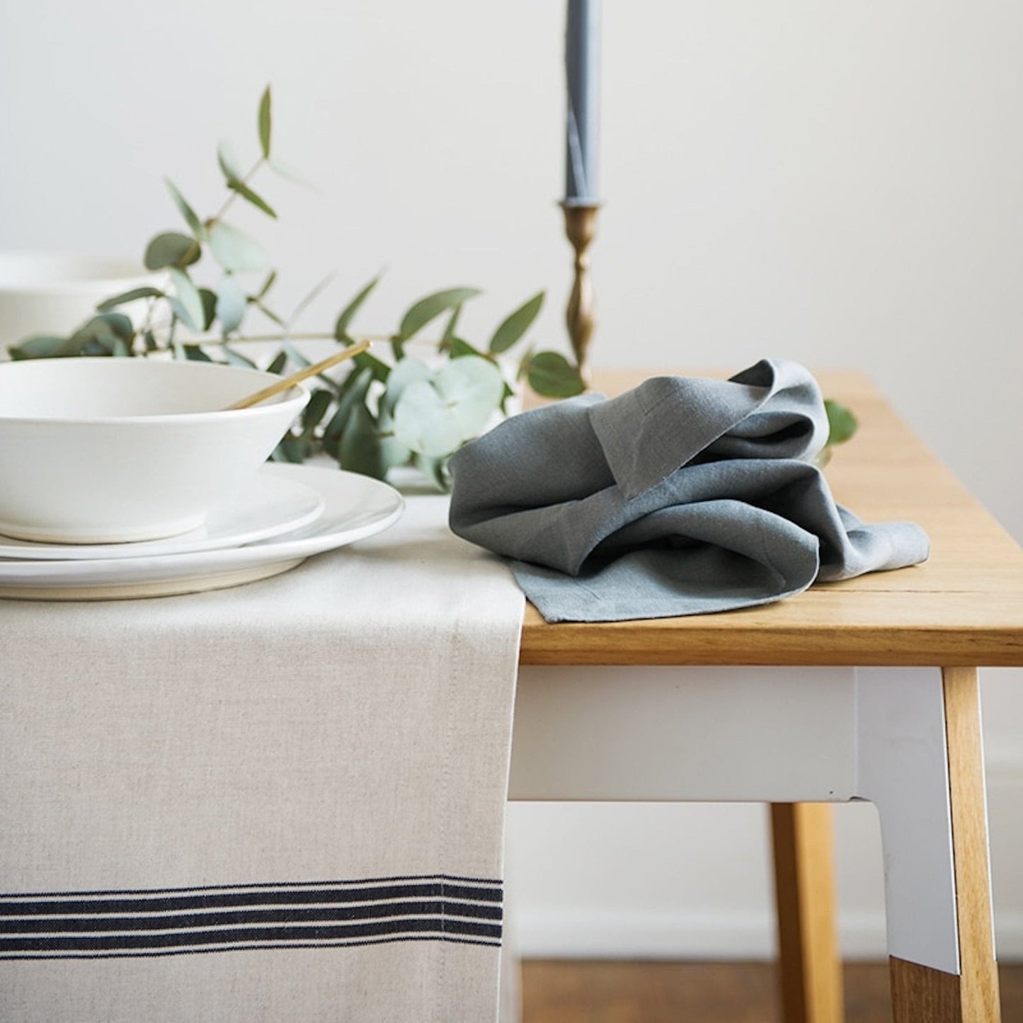 Provincial Tablecloth - Natural / French Navy